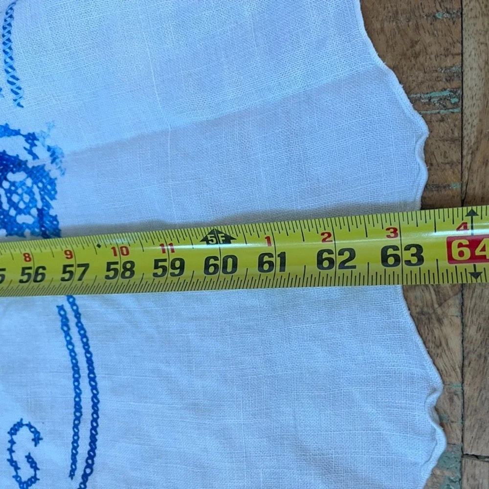 Vintage White Oval Linen Tablecloth 63
